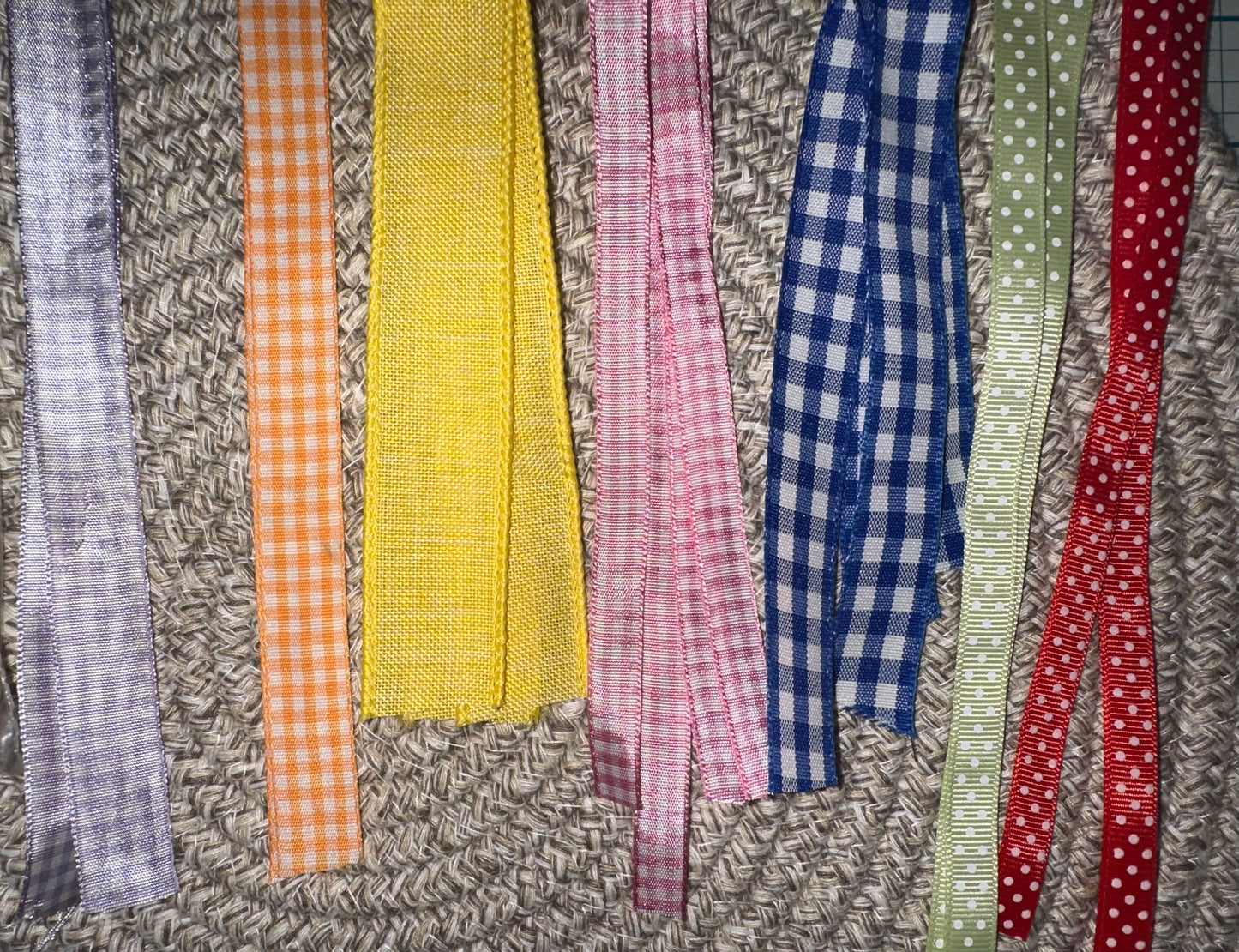 Cancer Awareness Garland