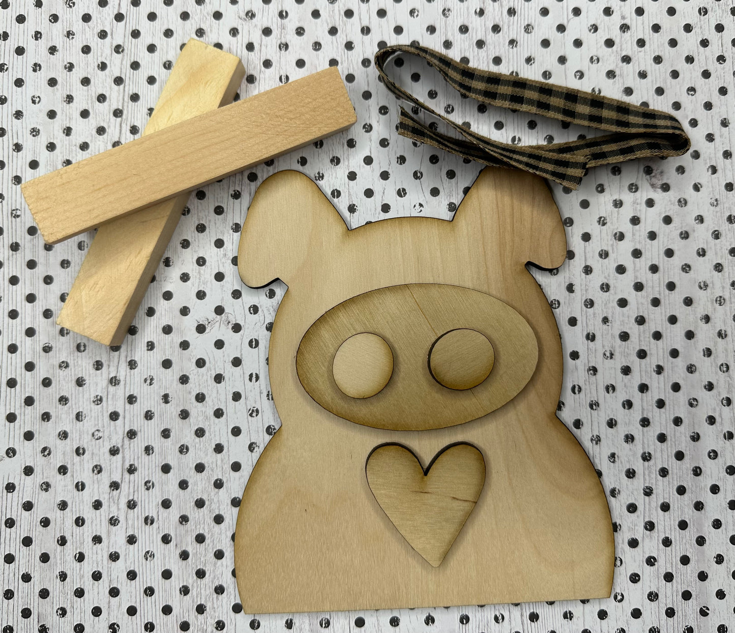 Country Critters Pig