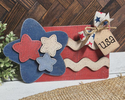 Flag Shelf Sitter