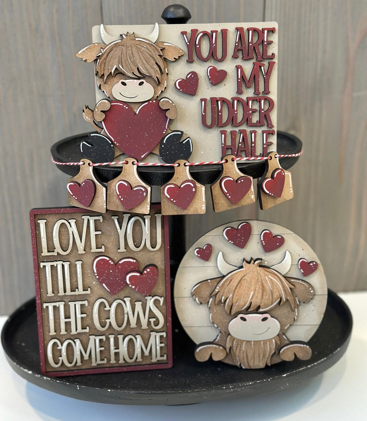 Shaker Box Highland Cow Hearts